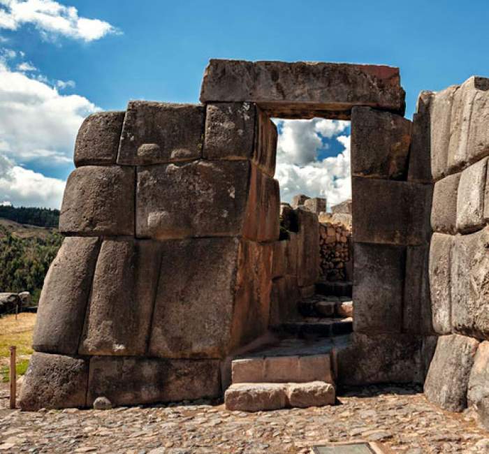 City Tour Cusco (Vespertino) Templo Santo Domingo Qorikancha + 4 Ruinas