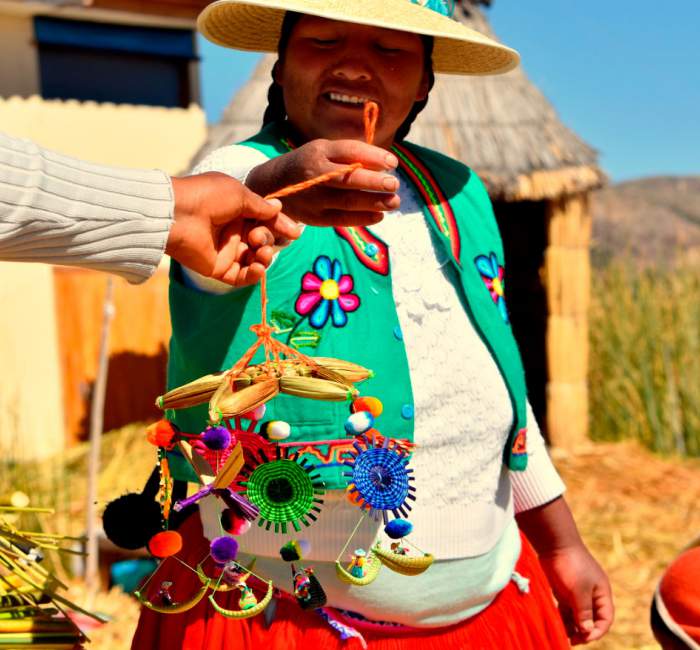 Tour Lago Titicaca Full Day (Uros y Amantaní)